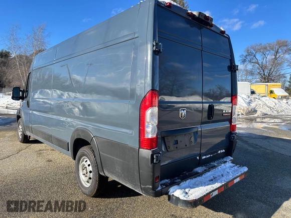 2020 Ram ProMaster Cargo with VIN 3C6URVJG0LE140262, listed as a Copart auction lot 45997525 with 64,477 mi miles and Clean Title. Bid and sale history available at carsss.com. Image 3.
