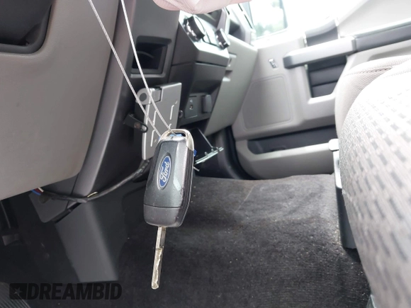 2017 Ford F-150 XL with VIN 1FTEW1EP5HFB22684, listed as a IAAI auction lot 42447842 with 187,686 mi miles and . Bid and sale history available at DreamBid. Image 11.