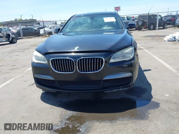 2015 BMW 7 Series 740Li z VIN WBAYE4C50FD138977, wystawiony jako IAAI lot #42277341 z przebiegiem 109 877 mil mil oraz . Historia ofert i sprzedaży dostępna na DreamBid. Obrazek 12.