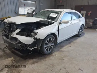 2012 Chrysler 200 S with VIN 1C3CCBHG1CN162040, listed as a IAAI auction lot 41265506 with 161,807 mi miles. Bid and sale history available at carsss.com. Image 17.