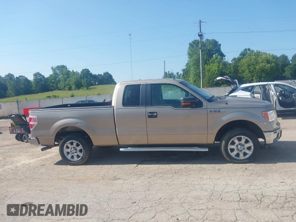2013 Ford F-150 XL with VIN 1FTEX1CMXDFC62133, listed as a IAAI auction lot 42567537 with 132,668 mi miles and . Bid and sale history available at DreamBid. Image 13.