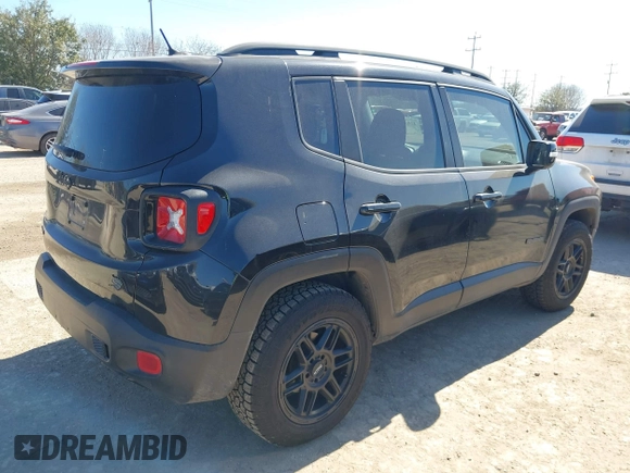 2016 Jeep Renegade Latitude with VIN ZACCJBBT1GPD65532, listed as a IAAI auction lot 41642242 with 124,608 mi miles. Bid and sale history available at carsss.com. Image 4.