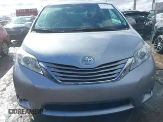 2017 Toyota Sienna XLE Auto Access Seat with VIN 5TDYZ3DC9HS850264, listed as a IAAI auction lot 41716519 with 95,454 mi miles and . Bid and sale history available at DreamBid. Image 13.