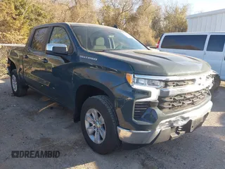 2025 Chevrolet Silverado 1500 LT with VIN 3GCPACED0SG198246, listed as a IAAI auction lot 41823971 with 10,660 mi miles. Bid and sale history available at carsss.com. Image 1.