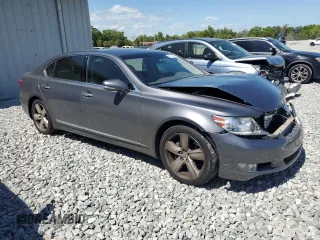 2012 Lexus LS 460 L with VIN JTHGL5EF4C5045707, listed as a Copart auction lot 50131625 with 163,099 mi miles and Non repairable. Bid and sale history available at DreamBid. Image 4.
