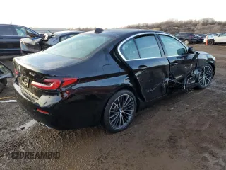 2022 BMW 5 Series 540i xDrive with VIN WBA73BJ04NWX56724, listed as a Copart auction lot 44247125 with 41,793 mi miles and Salvage title. Bid and sale history available at DreamBid. Image 3.