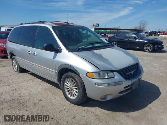 1999 Chrysler Town & Country LXi with VIN 1C4GP54L9XB872347, listed as a IAAI auction lot 41611666 with 224,817 mi miles. Bid and sale history available at carsss.com. Image 1.