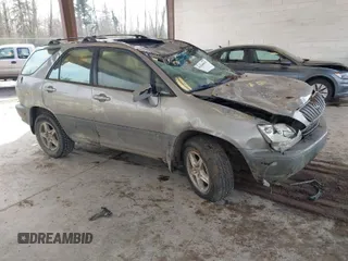 2001 Lexus RX 300 with VIN JTJGF10U110098637, listed as a IAAI auction lot 41884620 with Not Provided miles. Bid and sale history available at carsss.com. Image 1.