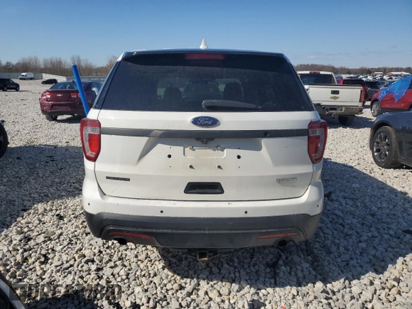 2017 Ford Police Interceptor Utility z VIN 1FM5K8AT2HGB33378, wystawiony jako Copart lot #53235295 z przebiegiem Nie podano mil oraz Czysty tytuł • Clean title. Historia ofert i sprzedaży dostępna na DreamBid. Obrazek 6.