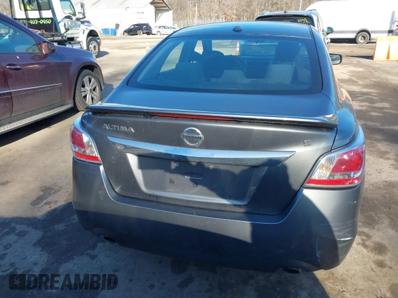 2015 Nissan Altima S with VIN 1N4AL3AP2FC116600, listed as a IAAI auction lot 41502040 with 110,383 mi miles and . Bid and sale history available at DreamBid. Image 16.