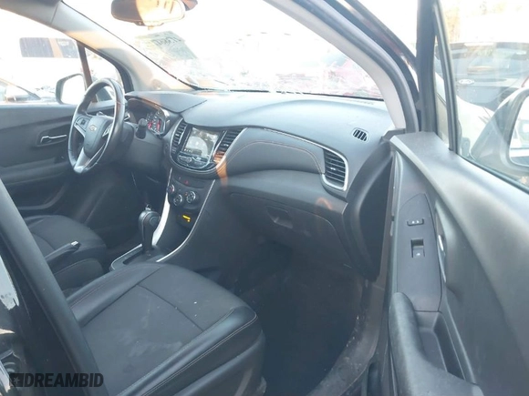 2019 Chevrolet Trax LT with VIN KL7CJPSB2KB897313, listed as a IAAI auction lot 41386111 with 83,355 mi miles. Bid and sale history available at carsss.com. Image 5.