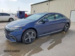 2022 Mercedes-Benz EQS 580 z VIN W1KCG4EB8NA021793, wystawiony jako Copart lot #52857235 z przebiegiem 45 609 mil mil oraz Szkody całkowita. Historia ofert i sprzedaży dostępna na DreamBid. Obrazek 1.