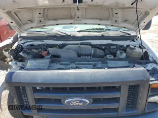 2008 Ford Econoline Cargo Commercial z VIN 1FTNE24L58DA41803, wystawiony jako Copart lot #52803705 z przebiegiem Nie podano mil oraz Szkoda całkowita • Salvage title. Historia ofert i sprzedaży dostępna na DreamBid. Obrazek 12.