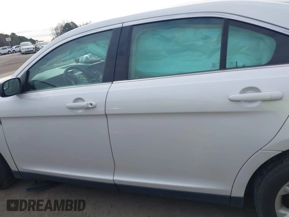 2018 Ford Taurus SEL with VIN 1FAHP2E82JG113133, listed as a IAAI auction lot 41240201 with 146,015 mi miles. Bid and sale history available at carsss.com. Image 14.