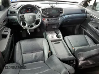2021 Honda Passport EX-L with VIN 5FNYF7H53MB016100, listed as a Copart auction lot 82453154 with 24,772 mi miles and Salvage Title. Bid and sale history available at carsss.com. Image 8.