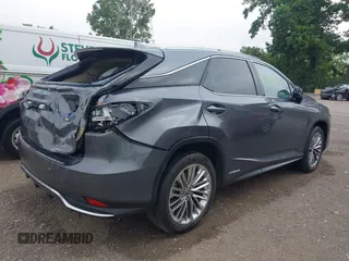 2022 Lexus RX 450h z VIN 2T2JGMDA7NC075586, wystawiony jako IAAI lot #42606238 z przebiegiem 39 423 mil mil oraz . Historia ofert i sprzedaży dostępna na DreamBid. Obrazek 4.