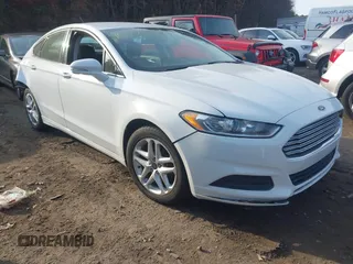 2015 Ford Fusion SE with VIN 3FA6P0H71FR236064, listed as a IAAI auction lot 40731737 with 220,120 mi miles and . Bid and sale history available at carsss.com. Image 1.