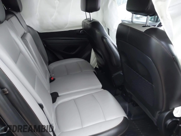 2018 Chevrolet Trax Premier with VIN 3GNCJRSB0JL363228, listed as a IAAI auction lot 41137129 with 66,275 mi miles. Bid and sale history available at carsss.com. Image 8.
