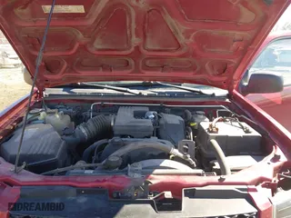 2005 Chevrolet Colorado LS Z71 with VIN 1GCDT196858245479, listed as a IAAI auction lot 41658962 with 138,216 mi miles. Bid and sale history available at carsss.com. Image 10.