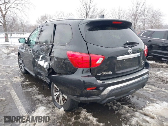2020 Nissan Pathfinder SV with VIN 5N1DR2BM1LC638002, listed as a IAAI auction lot 41556190 with 121,386 mi miles. Bid and sale history available at carsss.com. Image 3.