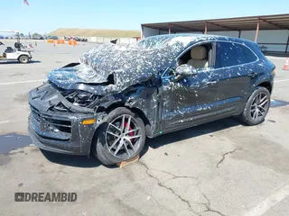 2022 Porsche Macan S z VIN WP1AG2A53NLB21728, wystawiony jako IAAI lot #42181697 z przebiegiem 30 363 mil mil oraz . Historia ofert i sprzedaży dostępna na DreamBid. Obrazek 17.