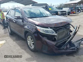 2015 Kia Sorento LX z VIN 5XYKT3A68FG594912, wystawiony jako IAAI lot #41911045 z przebiegiem 162 512 mil mil oraz . Historia ofert i sprzedaży dostępna na DreamBid. Obrazek 1.
