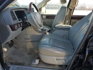 2003 Lincoln Aviator Premium z VIN 5LMEU78H63ZJ21718, wystawiony jako Copart lot #89216575 z przebiegiem 182 697 mil mil oraz Szkoda całkowita • Salvage title. Historia ofert i sprzedaży dostępna na DreamBid. Obrazek 7.