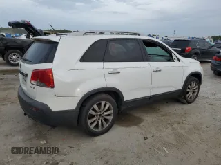 2011 Kia Sorento EX with VIN 5XYKU4A24BG074894, listed as a Copart auction lot 51018355 with 0 mi miles and Clean Title. Bid and sale history available at carsss.com. Image 3.