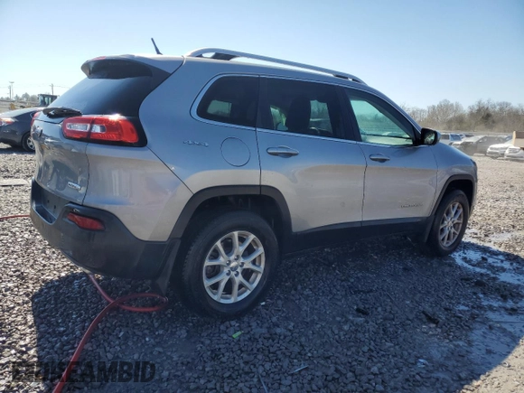 2015 Jeep Cherokee North with VIN 1C4PJMCS0FW565466, listed as a Copart auction lot 46476615 with 109,040 mi miles and Salvage Title. Bid and sale history available at carsss.com. Image 3.