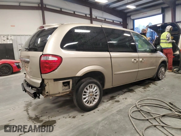 2003 Chrysler Town & Country with VIN 2C4GP24323R248495, listed as a Copart auction lot 41390345 with 201,300 mi miles and Salvage Title. Bid and sale history available at carsss.com. Image 3.