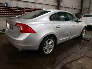 2015 Volvo S60 T5 Premier with VIN YV1612TB4F2304312, listed as a Copart auction lot 88788935 with 98,941 mi miles and Salvage Title. Bid and sale history available at carsss.com. Image 3.