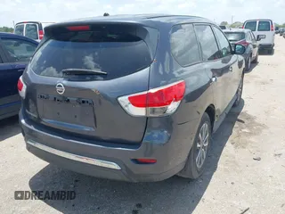 2014 Nissan Pathfinder SL with VIN 5N1AR2MN0EC688370, listed as a IAAI auction lot 42549269 with 137,462 mi miles and . Bid and sale history available at DreamBid. Image 4.