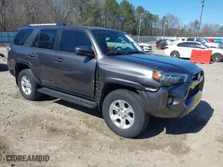2020 Toyota 4Runner SR5 with VIN JTEBU5JR7L5774904, listed as a IAAI auction lot 41639477 with 36,671 mi miles. Bid and sale history available at carsss.com. Image 1.