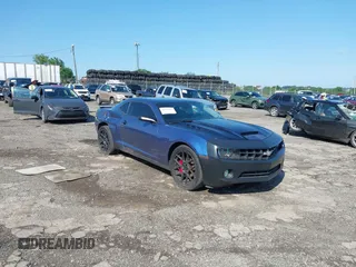 2010 Chevrolet Camaro 2LT z VIN 2G1FC1EV6A9169466, wystawiony jako IAAI lot #42551964 z przebiegiem 181 233 mil mil oraz . Historia ofert i sprzedaży dostępna na DreamBid. Obrazek 1.