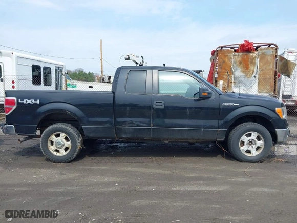 2011 Ford F-150 XL with VIN 1FTEX1EM2BFC98652, listed as a IAAI auction lot 42039086 with 182,815 mi miles. Bid and sale history available at carsss.com. Image 13.