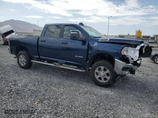 2024 Ram 2500 Big Horn with VIN 3C6UR5DJ2RG323442, listed as a Copart auction lot 53485605 with 4,542 mi miles and Clean Title. Bid and sale history available at carsss.com. Image 4.