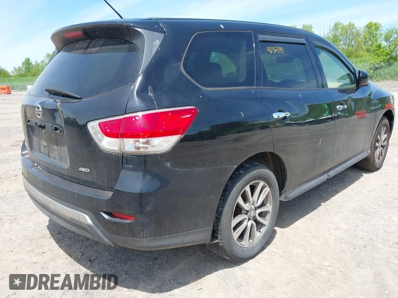2013 Nissan Pathfinder Platinum with VIN 5N1AR2MM7DC680644, listed as a IAAI auction lot 42363143 with 215,060 mi miles and . Bid and sale history available at DreamBid. Image 4.