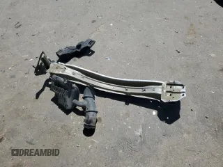 2013 GMC Terrain SLT с VIN 2GKFLVEK4D6233759, выставлен на аукционе Copart как лот 56061615 с пробегом 139 207 миль миль и Списание • Salvage title. История ставок и продаж доступна на DreamBid. Изображение 13.