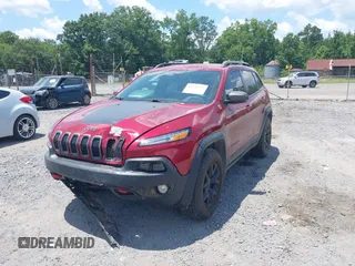 2017 Jeep Cherokee Trailhawk L Plus с VIN 1C4PJMBS4HD217640, выставлен на аукционе IAAI как лот 42546332 с пробегом 58 141 миль миль и . История ставок и продаж доступна на DreamBid. Изображение 17.
