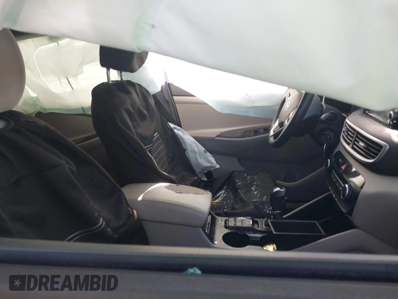 2019 Hyundai Tucson SE with VIN KM8J2CA48KU872175, listed as a IAAI auction lot 41956066 with 105,534 mi miles. Bid and sale history available at carsss.com. Image 5.