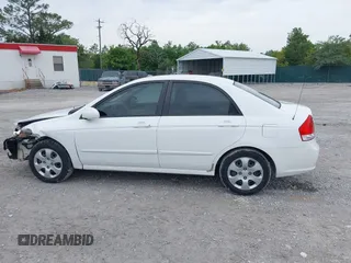 2009 Kia Spectra EX z VIN KNAFE221795589378, wystawiony jako IAAI lot #42202737 z przebiegiem 181 424 mil mil oraz . Historia ofert i sprzedaży dostępna na DreamBid. Obrazek 15.