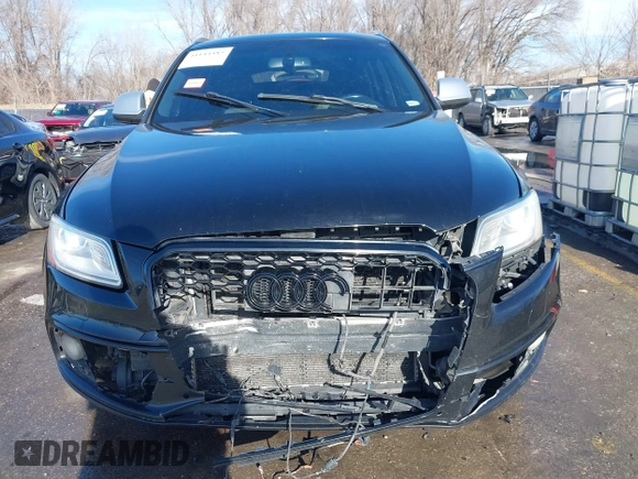 2015 Audi SQ5 Premium Plus z VIN WA1CGAFP2FA034960, wystawiony jako IAAI lot #41144485 z przebiegiem 185 382 mil mil oraz . Historia ofert i sprzedaży dostępna na DreamBid. Obrazek 6.