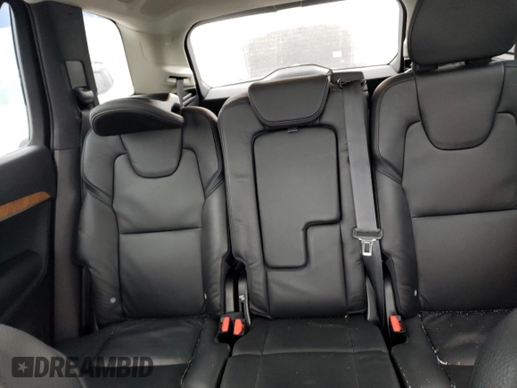 2021 Volvo XC90 Momentum z VIN YV4A22PK3M1711013, wystawiony jako Copart lot #86363804 z przebiegiem 99 219 mil mil oraz Szkoda całkowita • Salvage title. Historia ofert i sprzedaży dostępna na DreamBid. Obrazek 10.