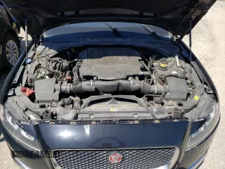 2017 Jaguar XF 35t with VIN SAJBR4BV3HCY33012, listed as a Copart auction lot 82433034 with 107,876 mi miles and Clean Title. Bid and sale history available at carsss.com. Image 12.