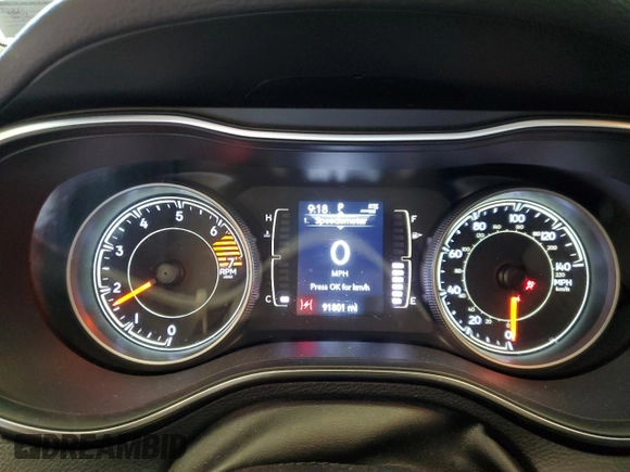 2019 Jeep Cherokee Latitude Plus with VIN 1C4PJLLB9KD247457, listed as a Copart auction lot 59538825 with 91,801 mi miles and Salvage title. Bid and sale history available at DreamBid. Image 9.