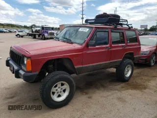 1988 Jeep Grand Cherokee z VIN 1JCMT7896JT094145, wystawiony jako Copart lot #71913914 z przebiegiem 179 902 mil mil oraz Czysty tytuł • Clean title. Historia ofert i sprzedaży dostępna na DreamBid. Obrazek 1.