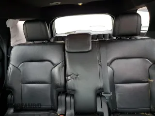 2017 Ford Explorer XLT with VIN 1FM5K7D82HGB29834, listed as a Copart auction lot 52032405 with 115,881 mi miles and Salvage title. Bid and sale history available at DreamBid. Image 10.