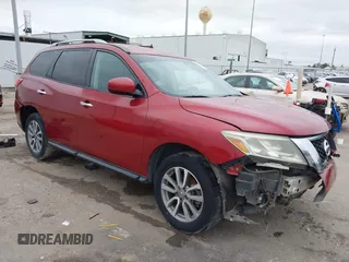 2016 Nissan Pathfinder S with VIN 5N1AR2MM5GC628370, listed as a IAAI auction lot 42193653 with 149,120 mi miles and . Bid and sale history available at DreamBid. Image 1.