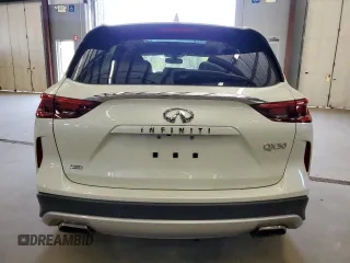 2020 Infiniti QX50 ESSENTIAL with VIN 3PCAJ5M32LF114512, listed as a Copart auction lot 55072625 with 131,863 mi miles and Clean Title. Bid and sale history available at carsss.com. Image 6.