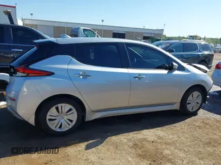 2025 Nissan LEAF S z VIN 1N4AZ1BV5SC550617, wystawiony jako IAAI lot #42295619 z przebiegiem 2 177 mil mil oraz . Historia ofert i sprzedaży dostępna na DreamBid. Obrazek 14.